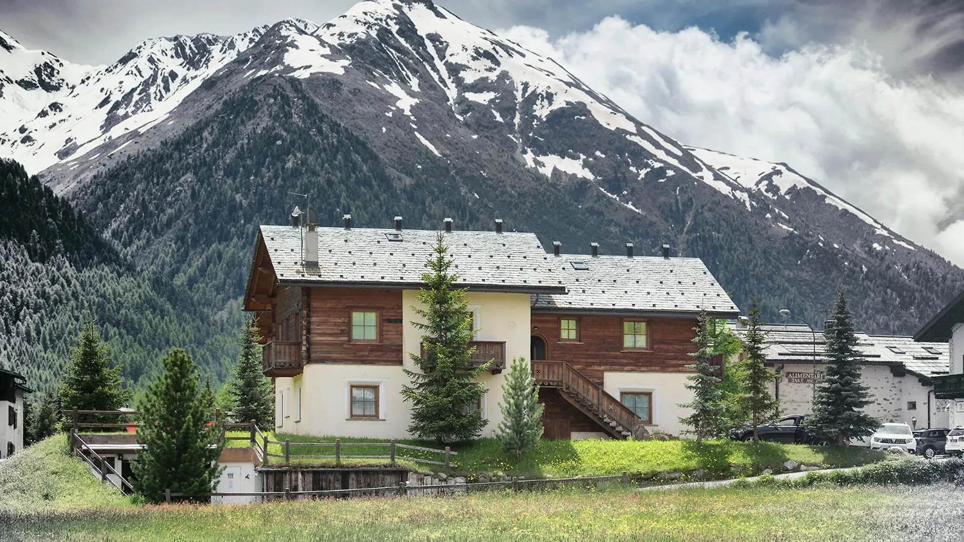 Residence Le Cascate 0*, Livigno